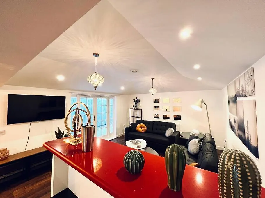 Luxe 4 Bedroom City Centre House Edinburgh United Kingdom