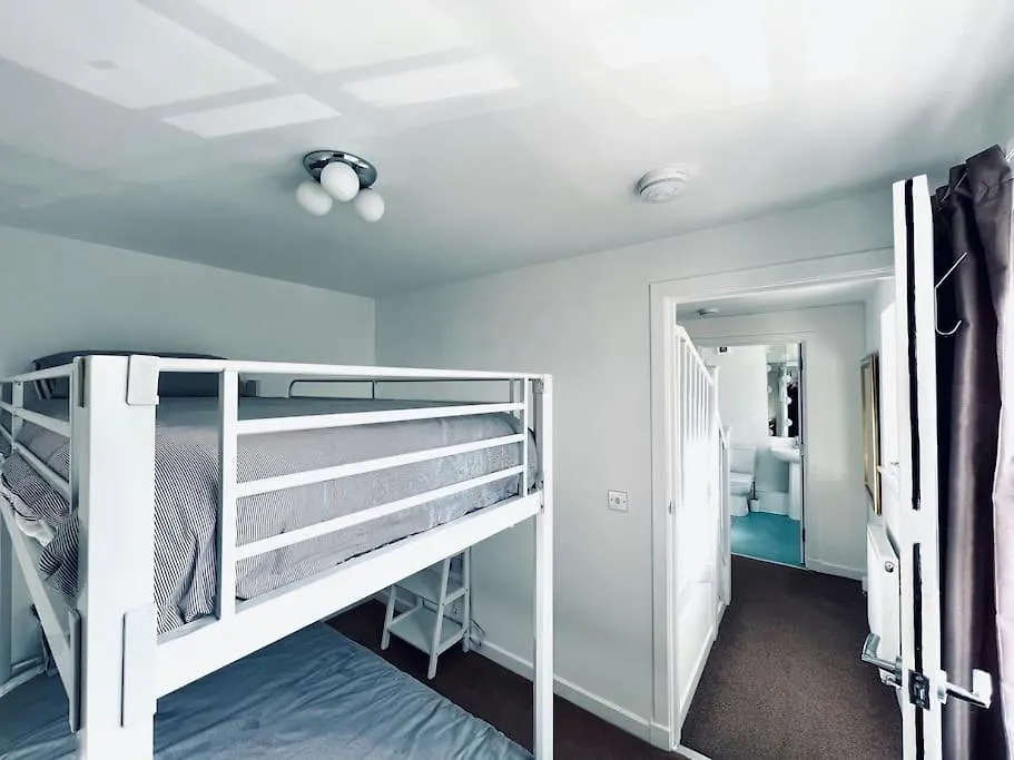 Luxe 4 Bedroom City Centre House Edinburgh Holiday home