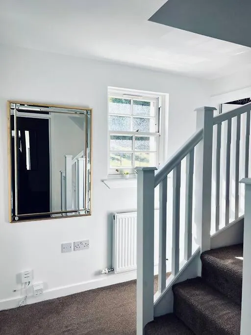Luxe 4 Bedroom City Centre House Edinburgh