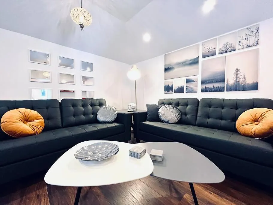 Luxe 4 Bedroom City Centre House Edinburgh