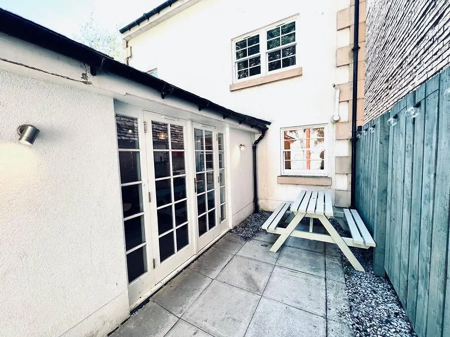 Luxe 4 Bedroom City Centre House Edinburgh 0*,  United Kingdom